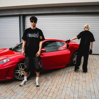 NEW drop FERRARI tee 27.6 18:00 sessionclo.com🏎️♟️